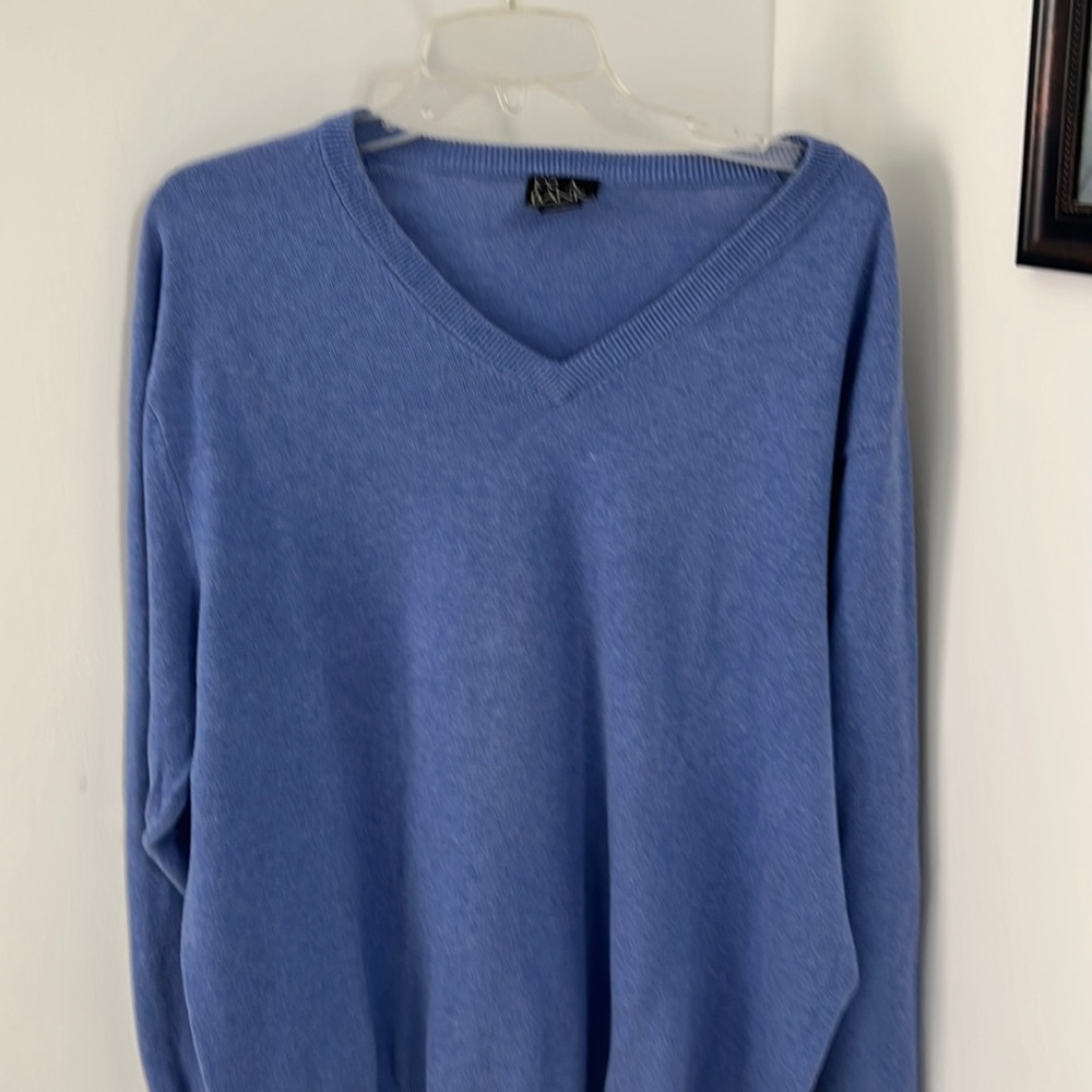 Men's XXL Jos. A Banks vneck sweater